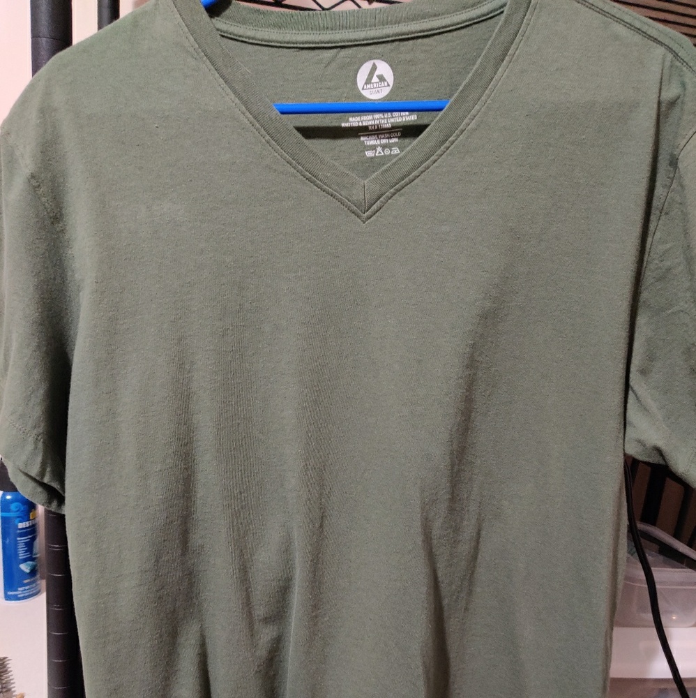 American Giant Premium V-Neck Shirt Medium Green